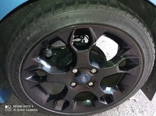 Ford Fiesta Ja8 mk7 Alufelgen Original Hersteller 17 zoll Winterreifen Schwarz