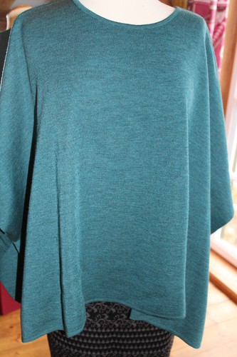 Invero poncho pullover - invero,