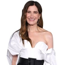 Kathryn Hahn (White Top) Halber Körper Buddy Ausschnitt