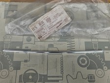 Genuine Mercedes-Benz Grille