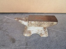 alter Mini Amboss ca. 1,4 kg Stahl Eisen  DDR altes Werkzeug  Konvolut