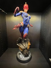 Sideshow Captain Marvel