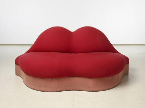 Salvador dali mae west lips - mae,