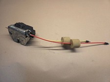 Heckklappenschloss Schließfalle Heckklappe Mercedes E Klasse W211 A2117400036