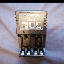 Varta Akku Ladegerä für AAA