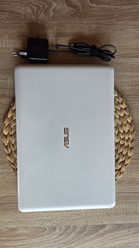 Zoll laptop asus - 15,6",