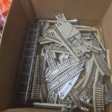 Märklin HO Anlage mit Schienen, Weichen, Signale, Zügeln