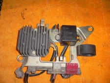 Honda CB 400 T Regler mit Teilen