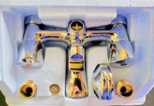 Zweigriff-Badewannenarmatur