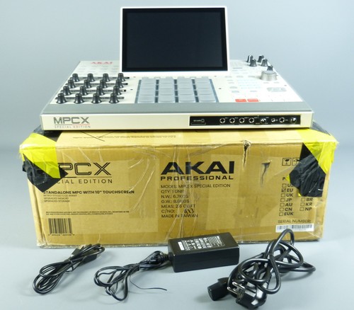 Akai professional mpc se - akai,