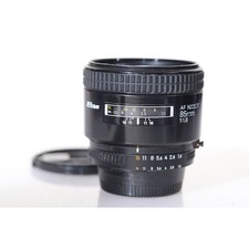 Nikon AF 1,8/85 Teleobjektiv -