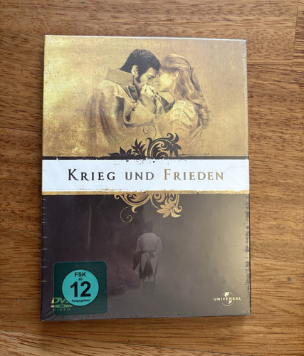 Universal krieg und - universal,