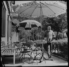 VINTAGE MAGISCHE LATERNENFOLIE KELLNER BRINGT BIER UM 1935 FOTO GERMANY