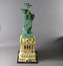 LEGO® Architecture Landmark Series 21042 Statue of Liberty New York