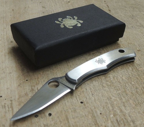 Spyderco bug knife plain mini - bug,