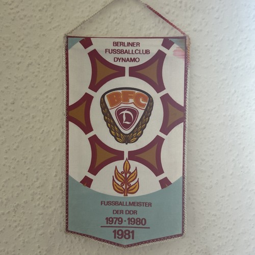 Fußballwimpel bfc dynamo - fußballwimpel,