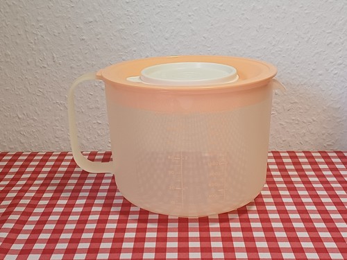 Tupperware candy - tupperware, *