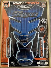 MOTOGRAFIX TT012B TANKPROTEKTOREN AUFKLEBER 3D GEL TANKPAD TIPLEFLAG J0060