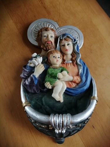 Familie weihwasserbrunnen - hl.,