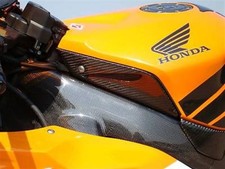 MH Carbon Tankblende oben Tank