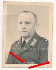138349: Portraitfoto, Luftschutzpolizei Hauptwachtmeister Feldspange Baltenkreuz
