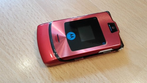 Klapphandy motorola razr v3i - motorola,