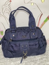 Sportlich elegante Handtasche