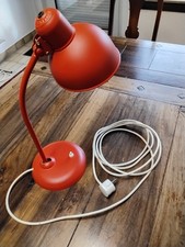 Kaiser Idell Tischlampe 6556 rot antik mit Gebrauchsspuren