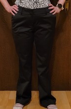 Modische Schwarze Damen Glanz Stoffhose mit Schlag