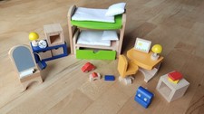 Goki Kinderzimmer Puppenhausmöbel, neuwertig, 28 Teile in Originalverpackung
