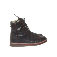 Grünbein, Schnürstiefel