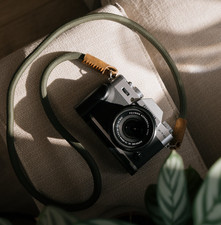 Kameragurt Grün mit Leder -