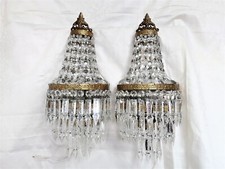 Paar imposante Wandlampen Korblüster