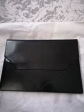 Givenchy Clutch, NEU, Schwarz