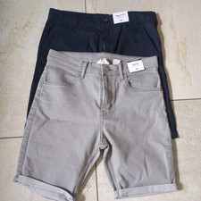 2 Kurze Hosen Shorts Jeans