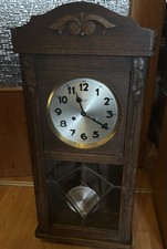 Wanduhr  mit Pendel, ca 1920