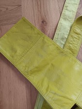 Ledergürtel hell grün "Mais il est ou le soleil" Leder Gürtel Größe M