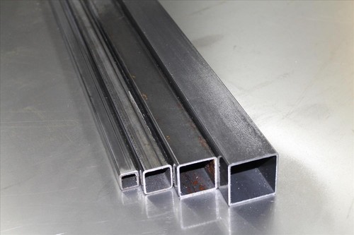 Stahlrohr 30x30x2 - (6,00€/m),