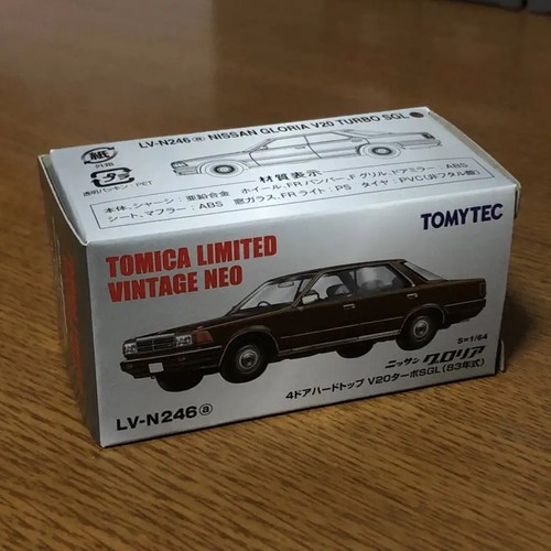 Takara tomy tomica limited - tomy,