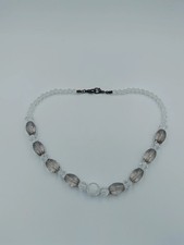 Elegante Glasperlenkette in Rauchgrau und Kristallklar