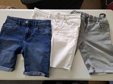 Kurze Hosen für Jungen Gr. 158