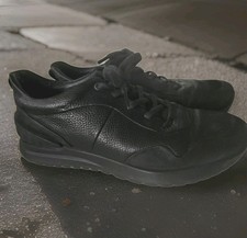 ECCO Herren Sneaker Vollleder Größe 44 Sehr Gut Erhalten Schwarz Leder