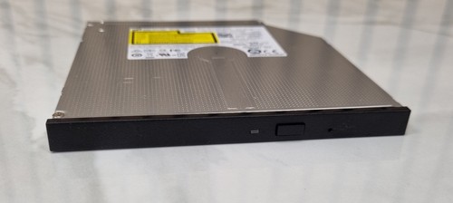 Hitachi gu90n ultra slim - hitachi,