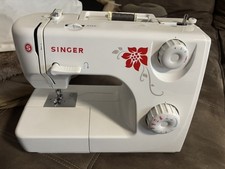 Singer 8280 Freiarm  Nähmaschine - Neuwertig nur Einmal Benutzt 