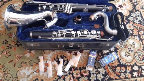 Bassklarinette clarinet - ,