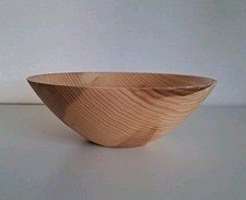 Schöne gedrechselte Schale