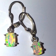 TOP AAA Welo Opal Kristallopal facett. 925 Sterling Silber Ohrringe Klappbrisur