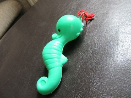 Seepferdchen-Plastik-Figur-gr?
