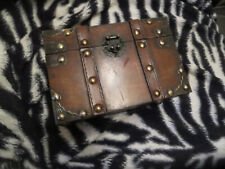 schatztruhe SCHNALLE schatzkiste HOLZKISTE pirat DUNKELBRAUN messing 17x10x11cm