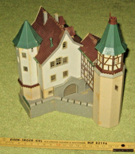 # H0 als Stadt-Wohnburg mit zwei Türmen Faller 130385 unvollst.Burg Falkeneck (4